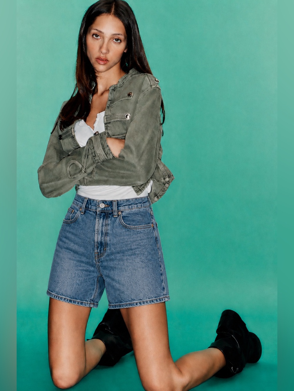 Zara High Rise Blue Denim Jean Shorts Women’s 32
